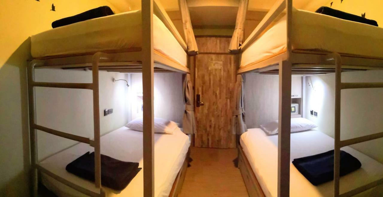 Hostel Asleep By Lantana Pattaya Exterior foto