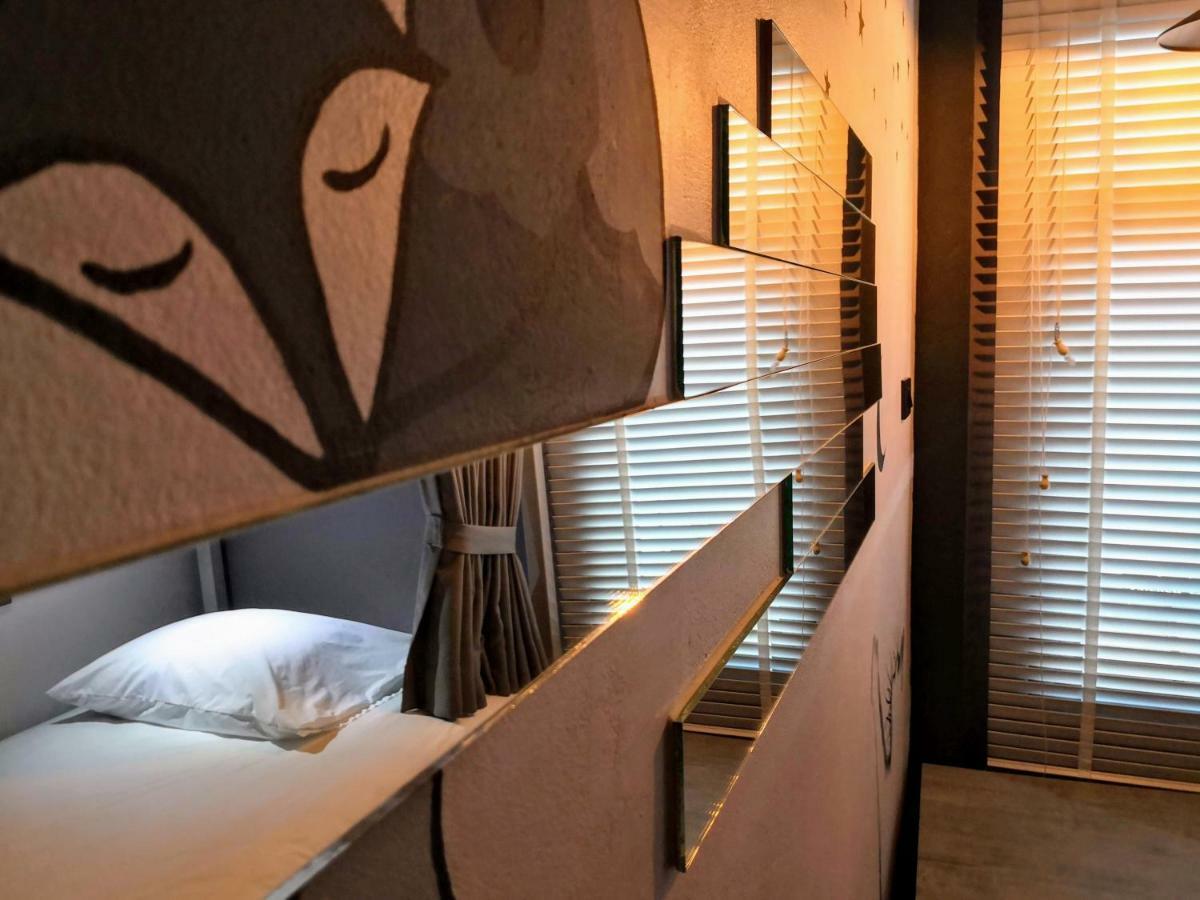 Hostel Asleep By Lantana Pattaya Exterior foto