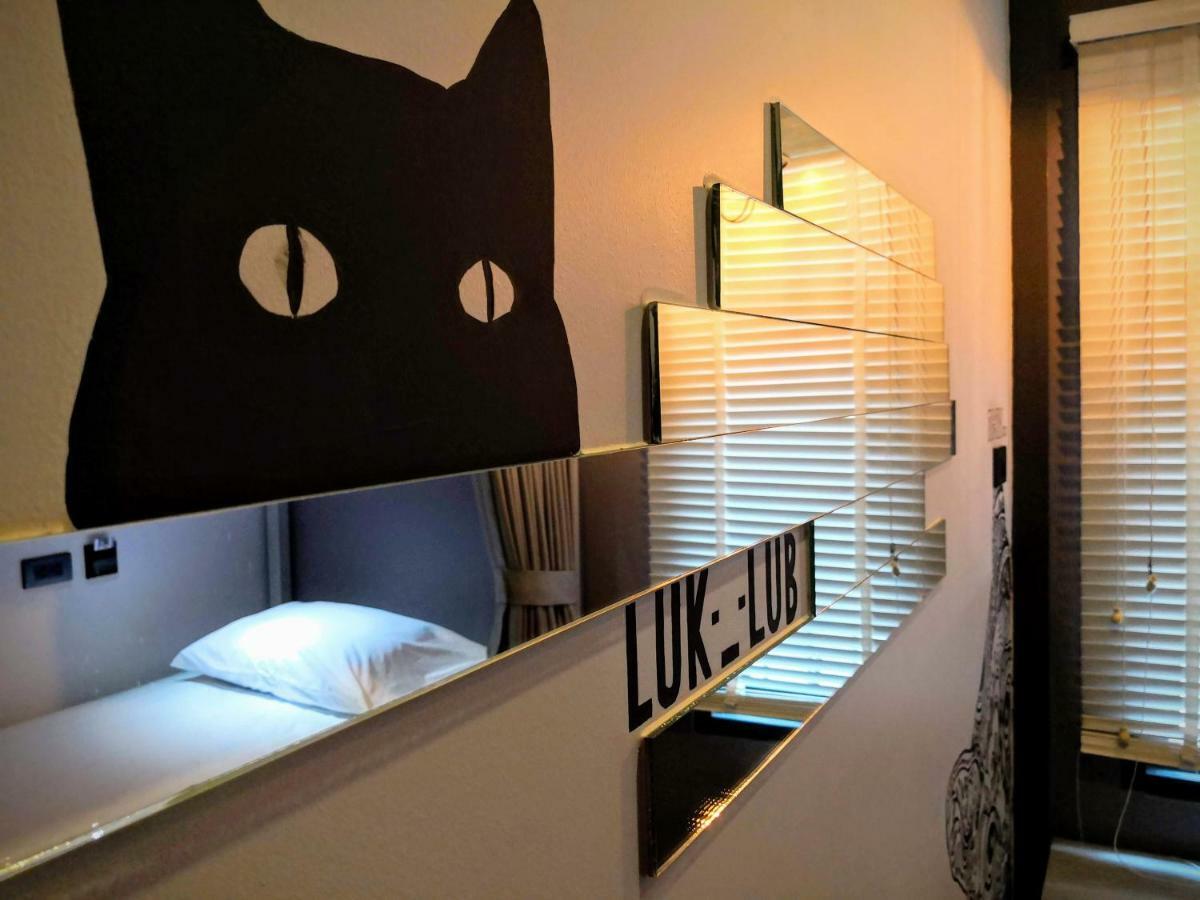 Hostel Asleep By Lantana Pattaya Exterior foto